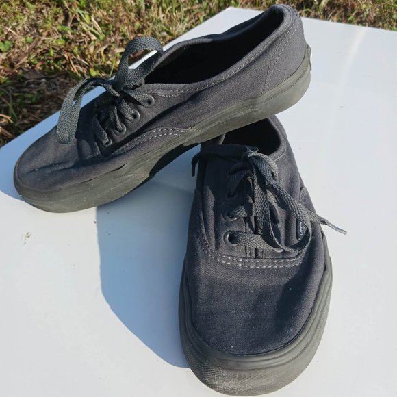 Vans Size 6 Black Kid's Sneaker Shoes - Picture 1 of 9